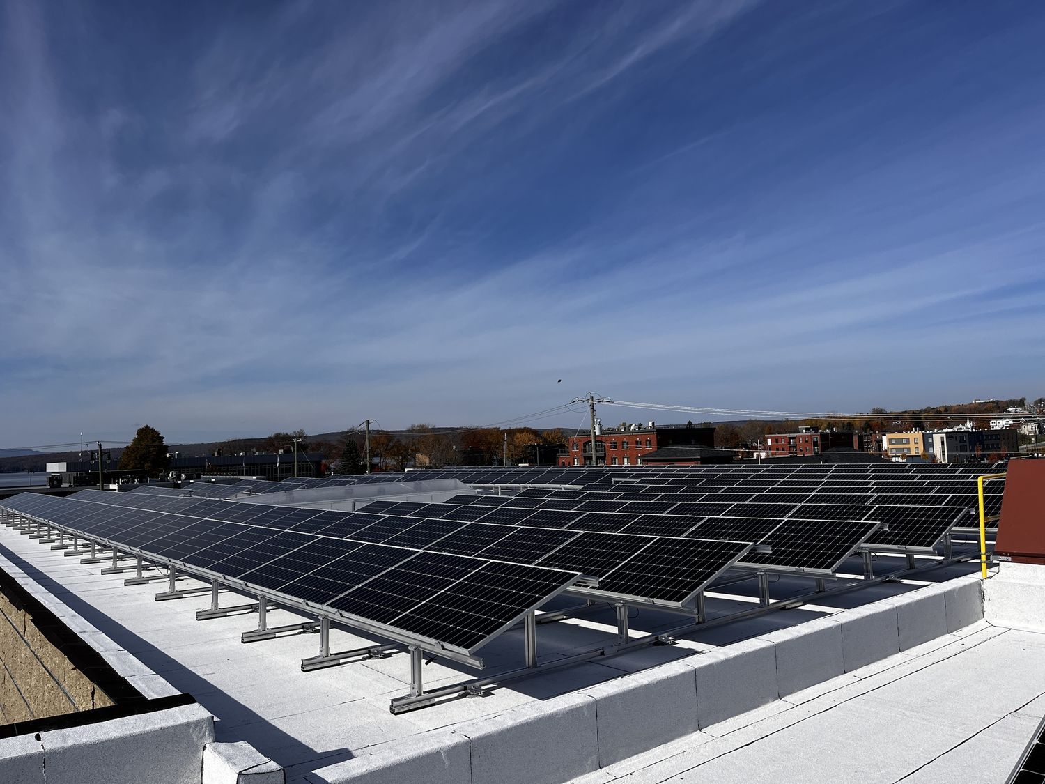 Building mechanicals from a Photovoltaic Solar Panels project near Sherbrooke (Estrie) by BC Service Électrique inc