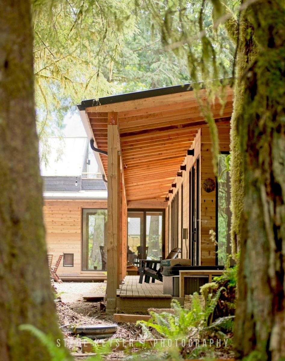 Patio et pergola d'un projet de Revêtement et parement extérieur près de Seattle - Tacoma - Olympia de Northwest Shou Sugi Ban, LLC