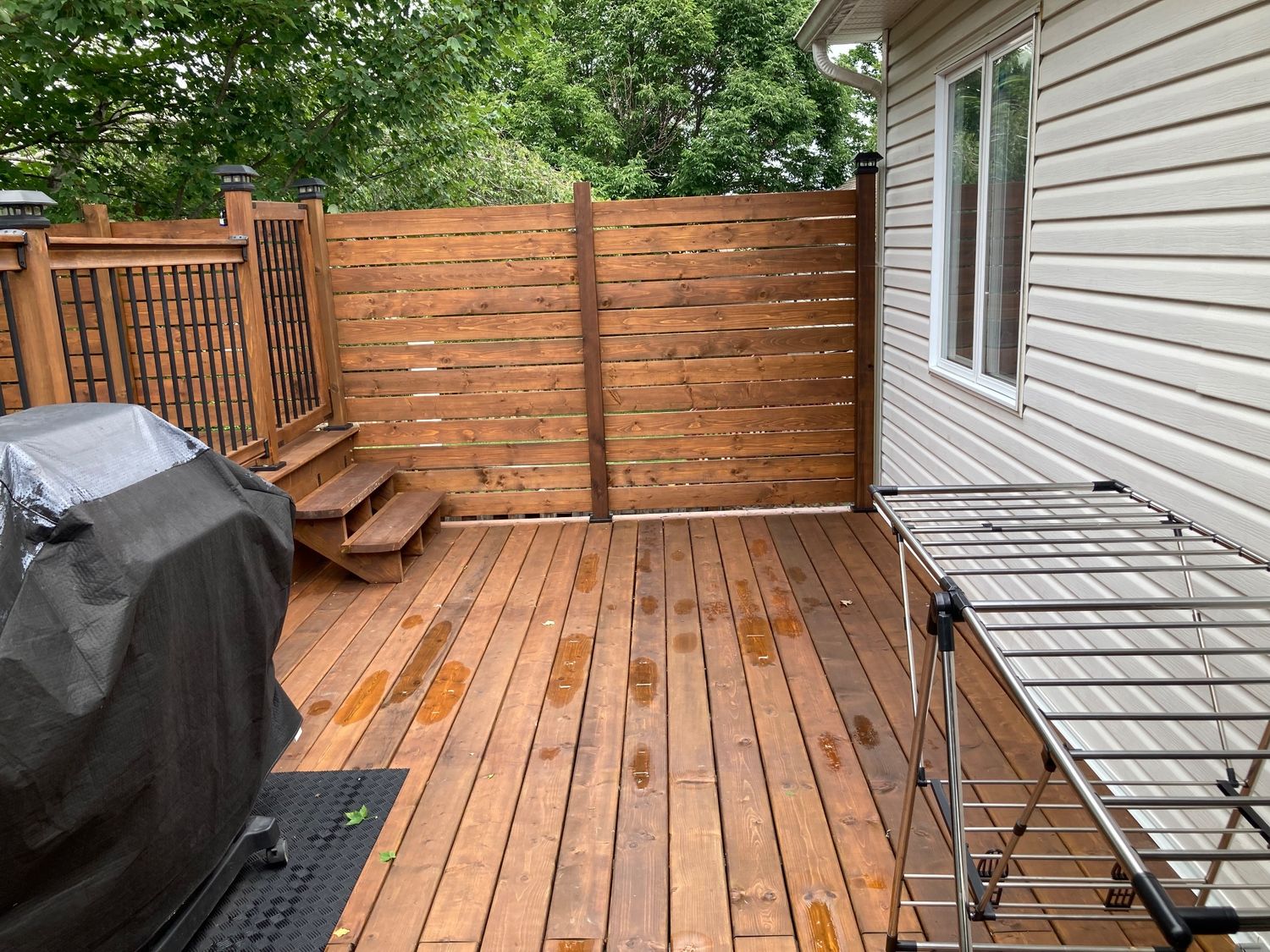 Terraza y balcón de un proyecto de tipo Balcones exteriores cerca de Sherbrooke (Estrie) por Jhojan Hihui