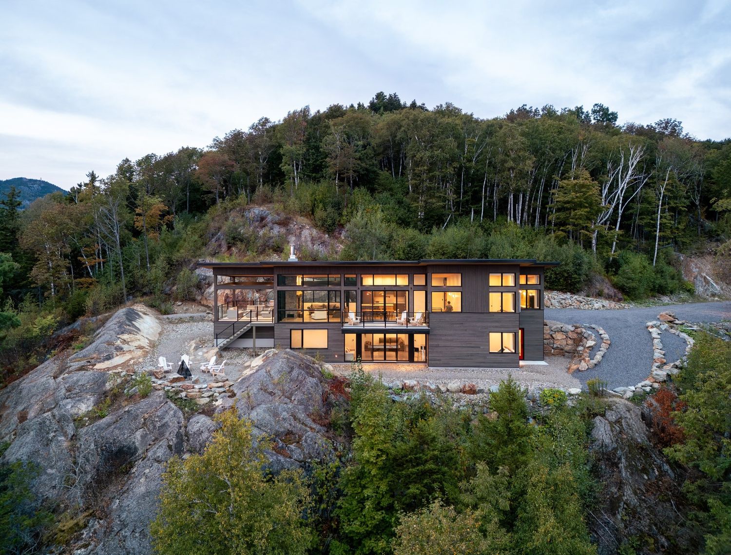  de un proyecto de tipo Viviendas unifamiliares cerca de Montreal (Gran Montreal) por Studio MMA Architects