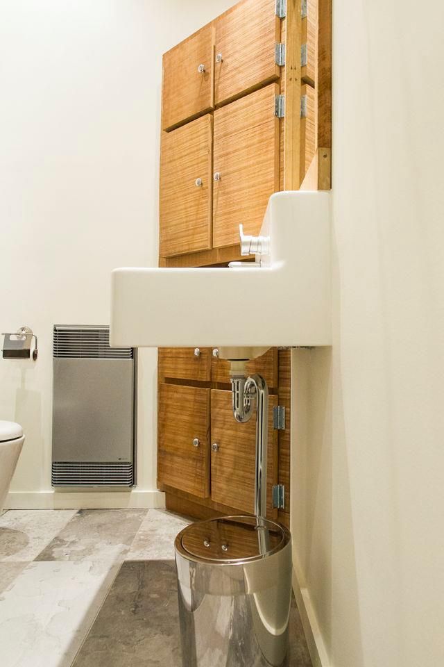 Bathroom from a Home extensions project near Montreal (Greater Montreal) by psb