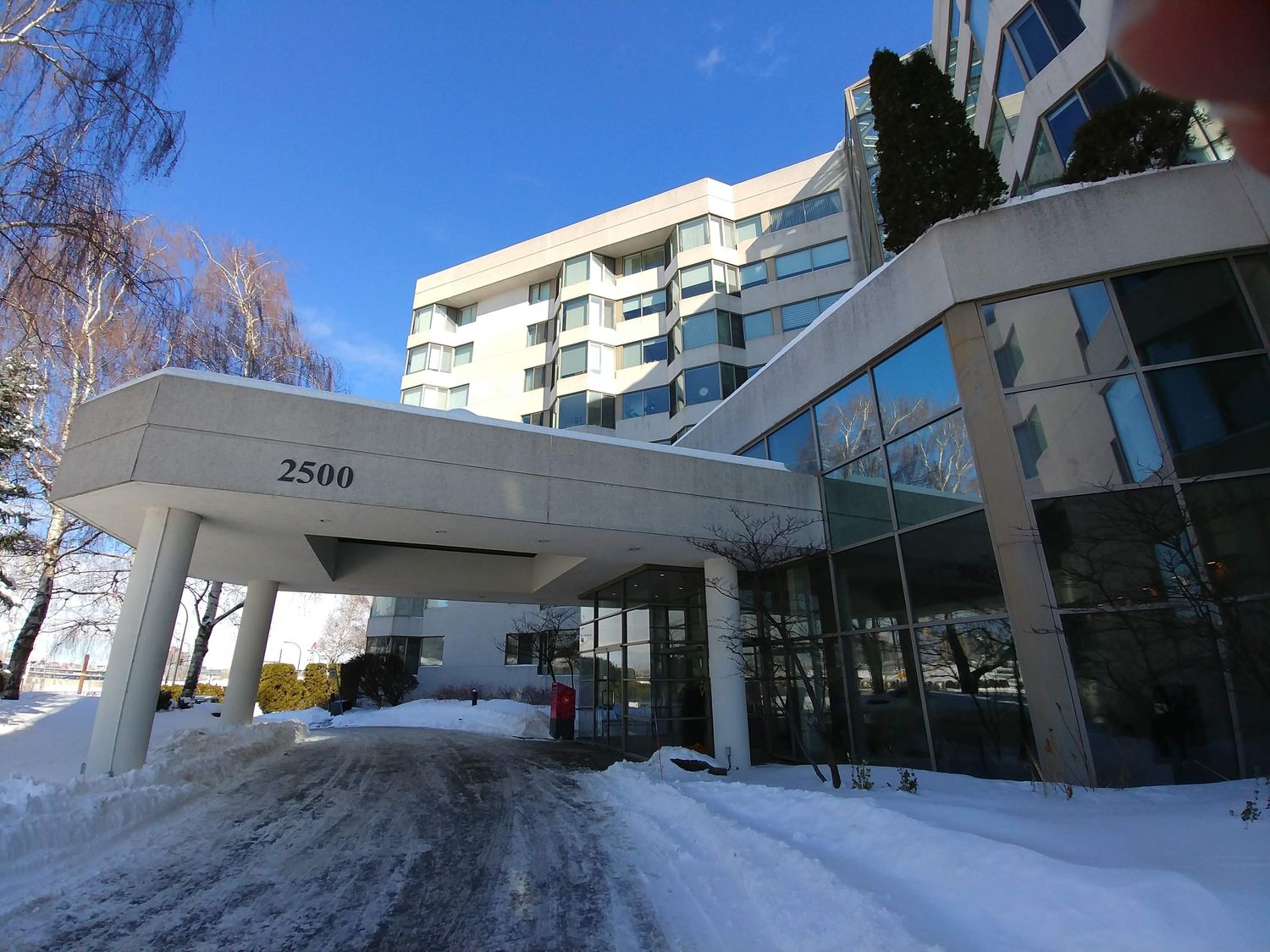 Porch from a Building inspection project near Montreal (Greater Montreal) by ALTE Coop