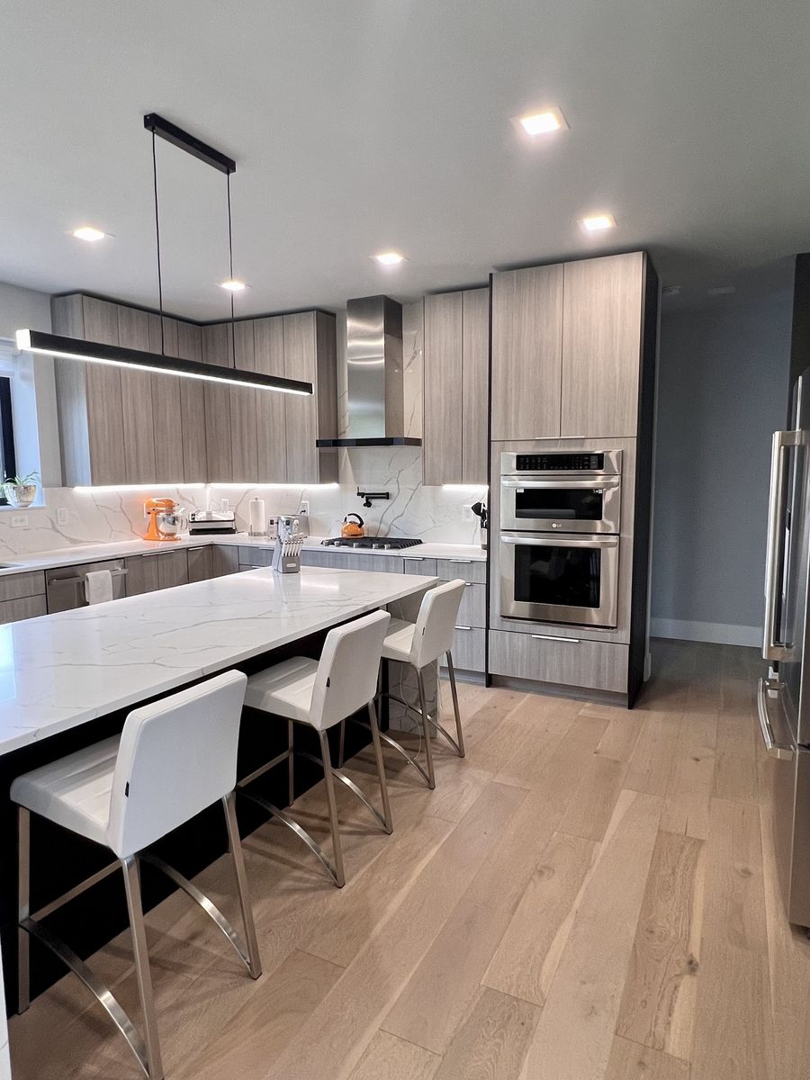 Kitchen from a Architectural photography project near Springfield - Peoria by MC Modern Concepts Inc