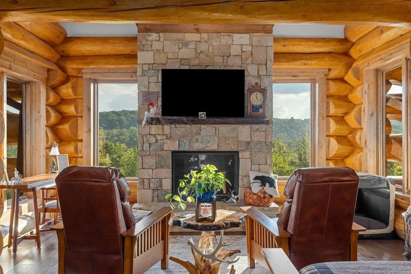  from a Single family homes project near Atlanta by Westlogs Handcrafted Log Homes