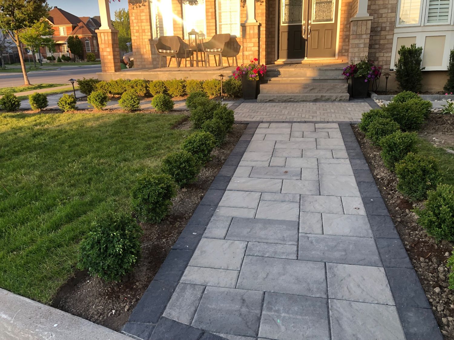  d'un projet de Allée de jardin près de Toronto (Grand Toronto) de Pinnacle Stone And Design