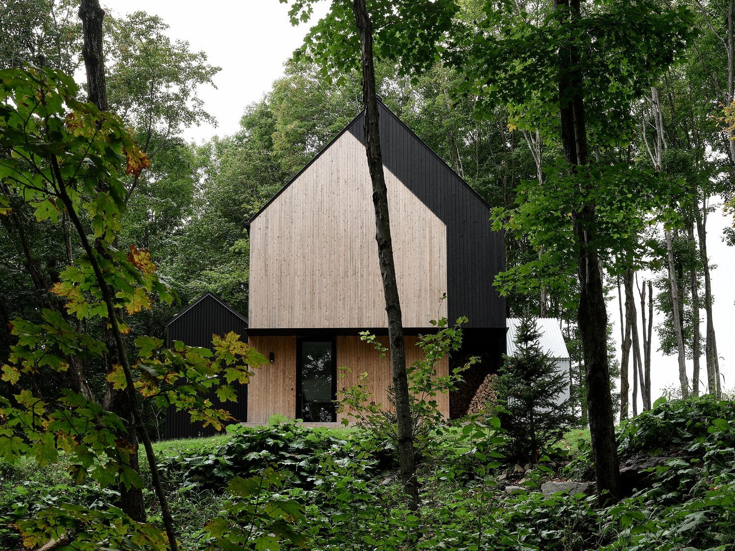 House Exterior from a Single family homes project near Granby - Bromont - Cowansville by Stroph Architecture & Design