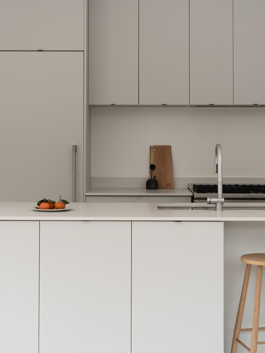 Cocina de un proyecto de tipo Viviendas unifamiliares cerca de Saint-Jérôme (Laurentides) por Atelier L'Abri