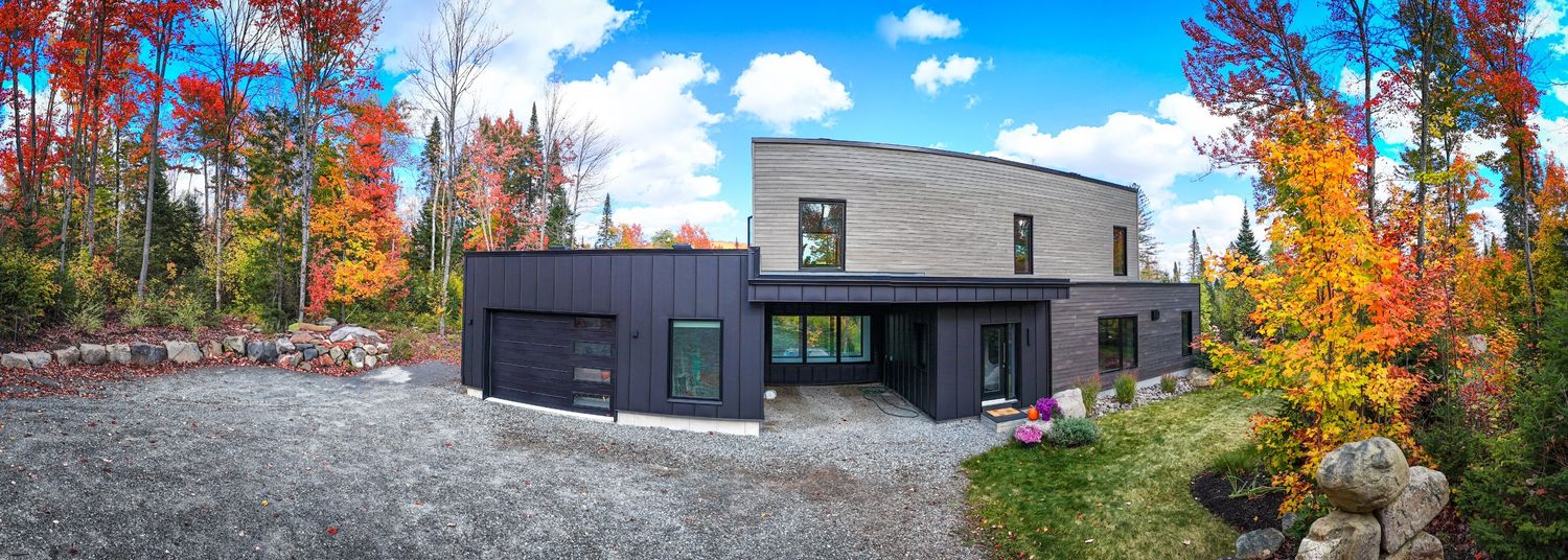 House Exterior from a Single family homes project near Saint-Jerome (Laurentides) by Toundra construction