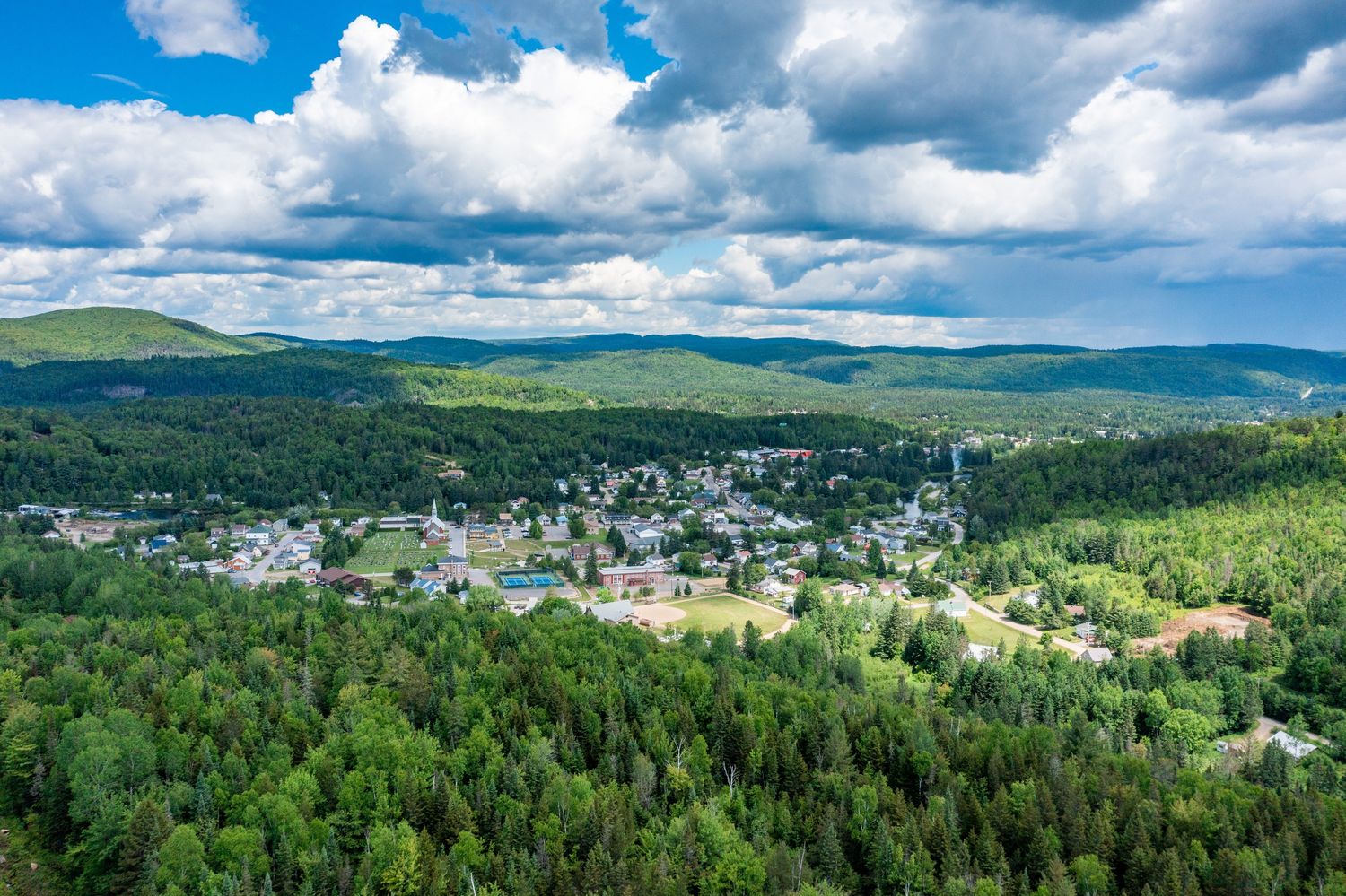 Terrain à bâtir et infrastructures d'un projet de Développements immobiliers près de Joliette (Lanaudière) de Belvedair