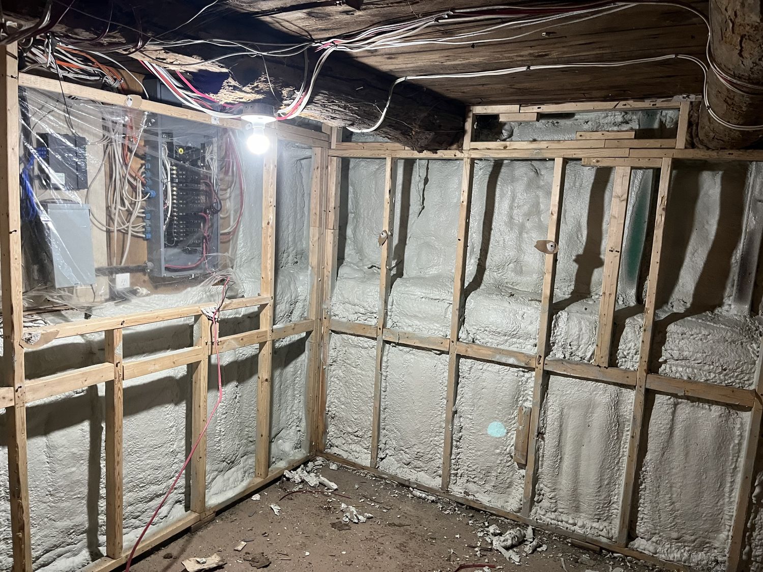 Cimientos y espacios de arrastre de un proyecto de tipo Espuma de poliuretano rociada cerca de Drummondville (Centre-du-Québec) por Solutions Isotherm Inc.