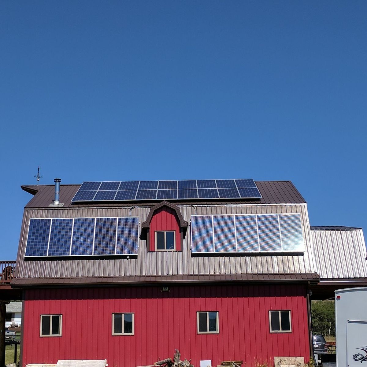  de un proyecto de tipo Paneles solares fotovoltaicos cerca de Calgary por Stampede Solar