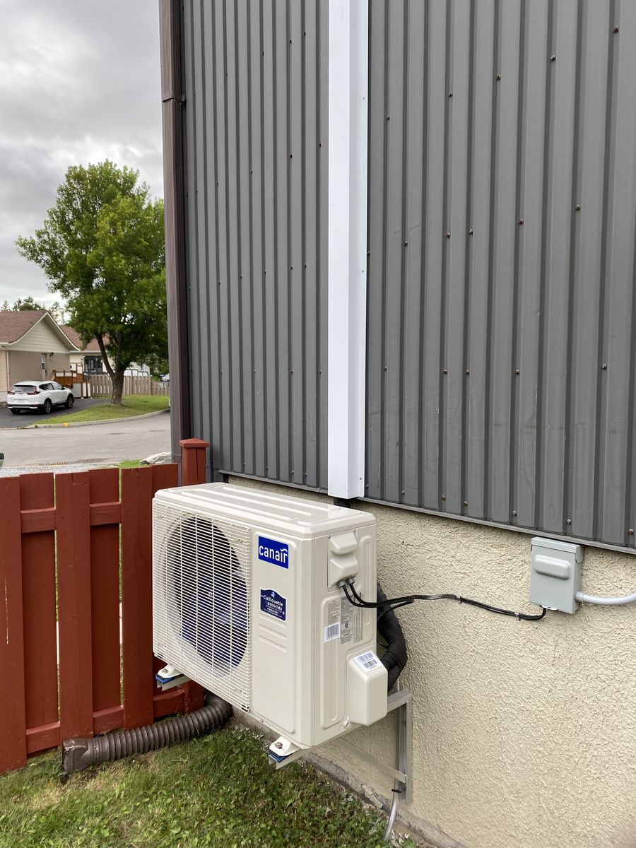 Building mechanicals from a Heat pumps project near Quebec City - Levis by Groupe Caillouette & Associés inc