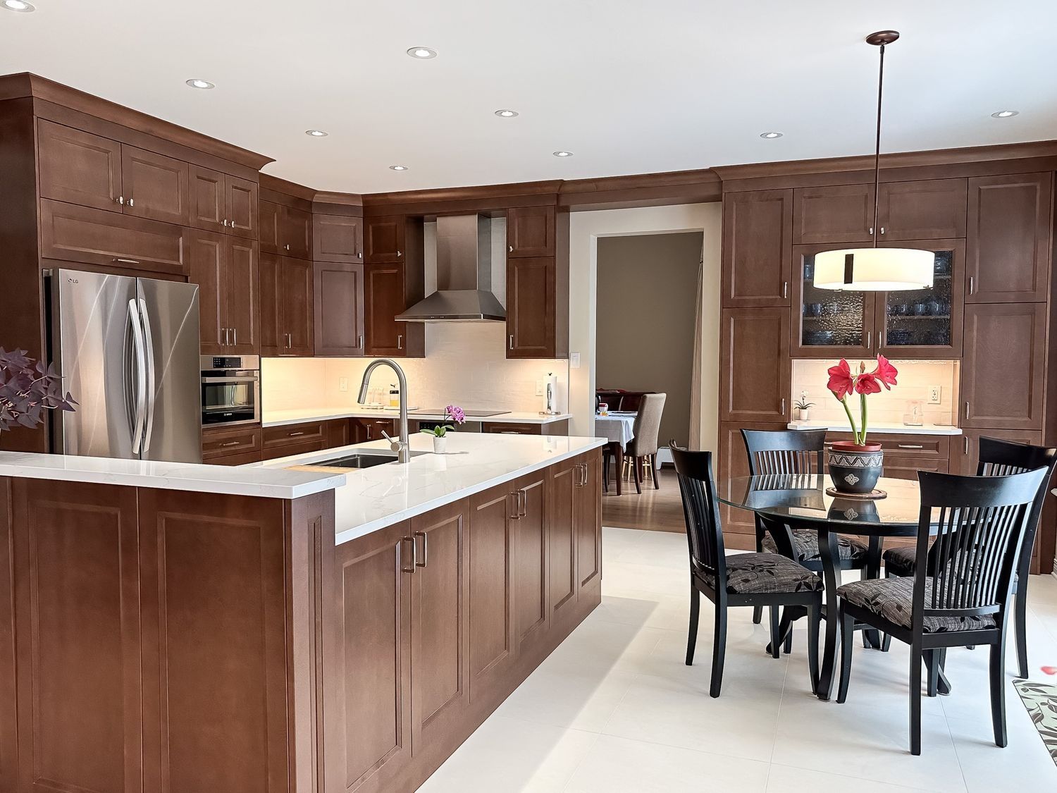 Cocina de un proyecto de tipo Cocinas cerca de Ottawa por ZenTree Construction
