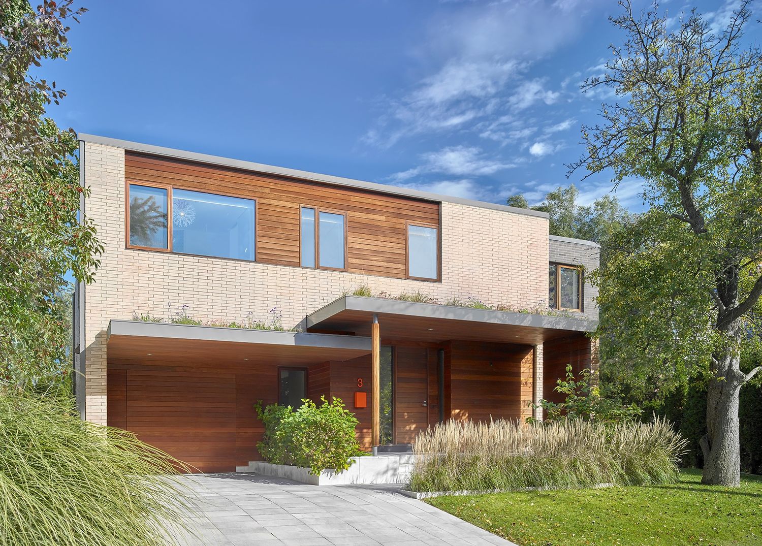 House Exterior from a Single family homes project near Toronto (Greater Toronto) by Dubbeldam Architecture + Design