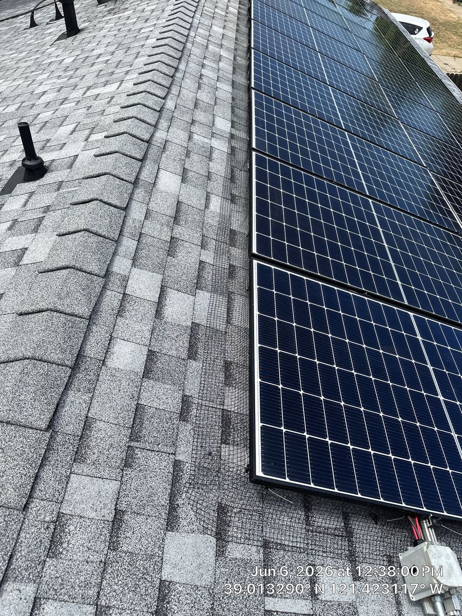  from a Photovoltaic Solar Panels project near Sacramento by L J Heating & Air Conditioning Inc