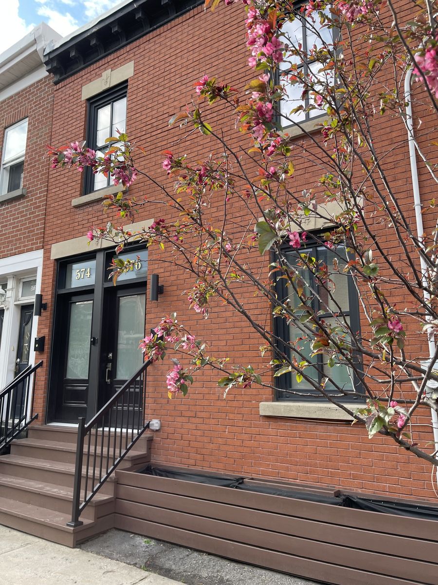 Porch from a Multi-family and high-rise Buildings project near Montreal (Greater Montreal) by Retrofit Construction