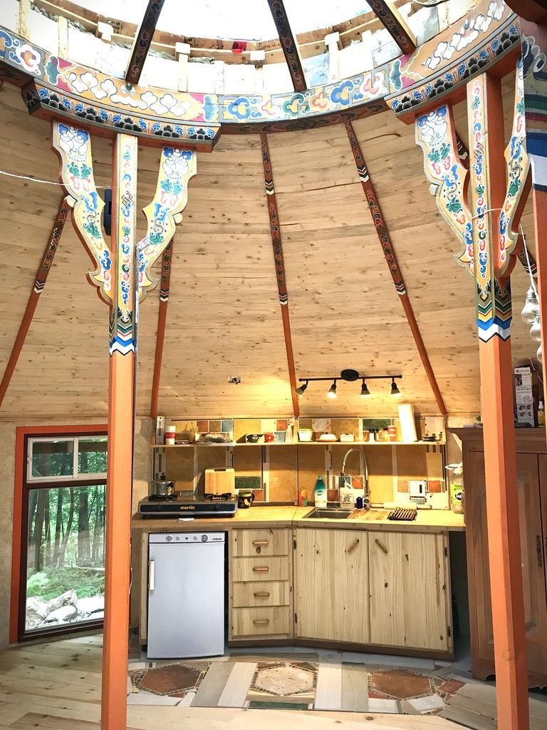 Kitchen from a Tiny Houses project near Saint-Jerome (Laurentides) by TerraVie