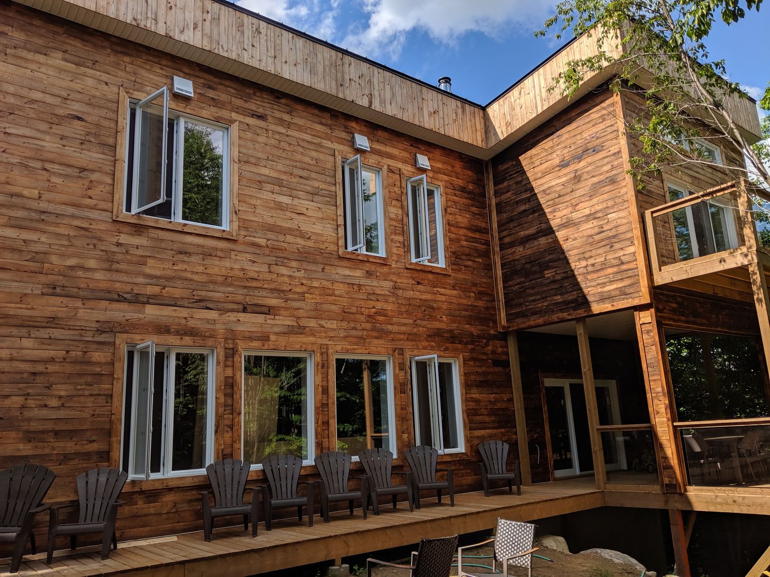 Terraza y balcón de un proyecto de tipo sistemas de ventilación y recuperación de calor cerca de Saint-Jérôme (Laurentides) por ProDuctAir
