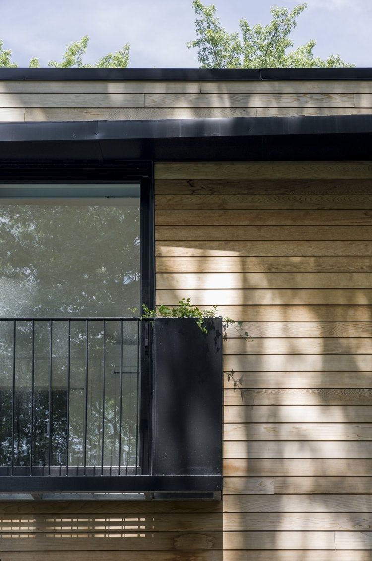 Finition extérieur d'un projet de Agrandissements de maison près de Montréal/Laval/Longueuil (Grand Montréal) de Rose Architecture