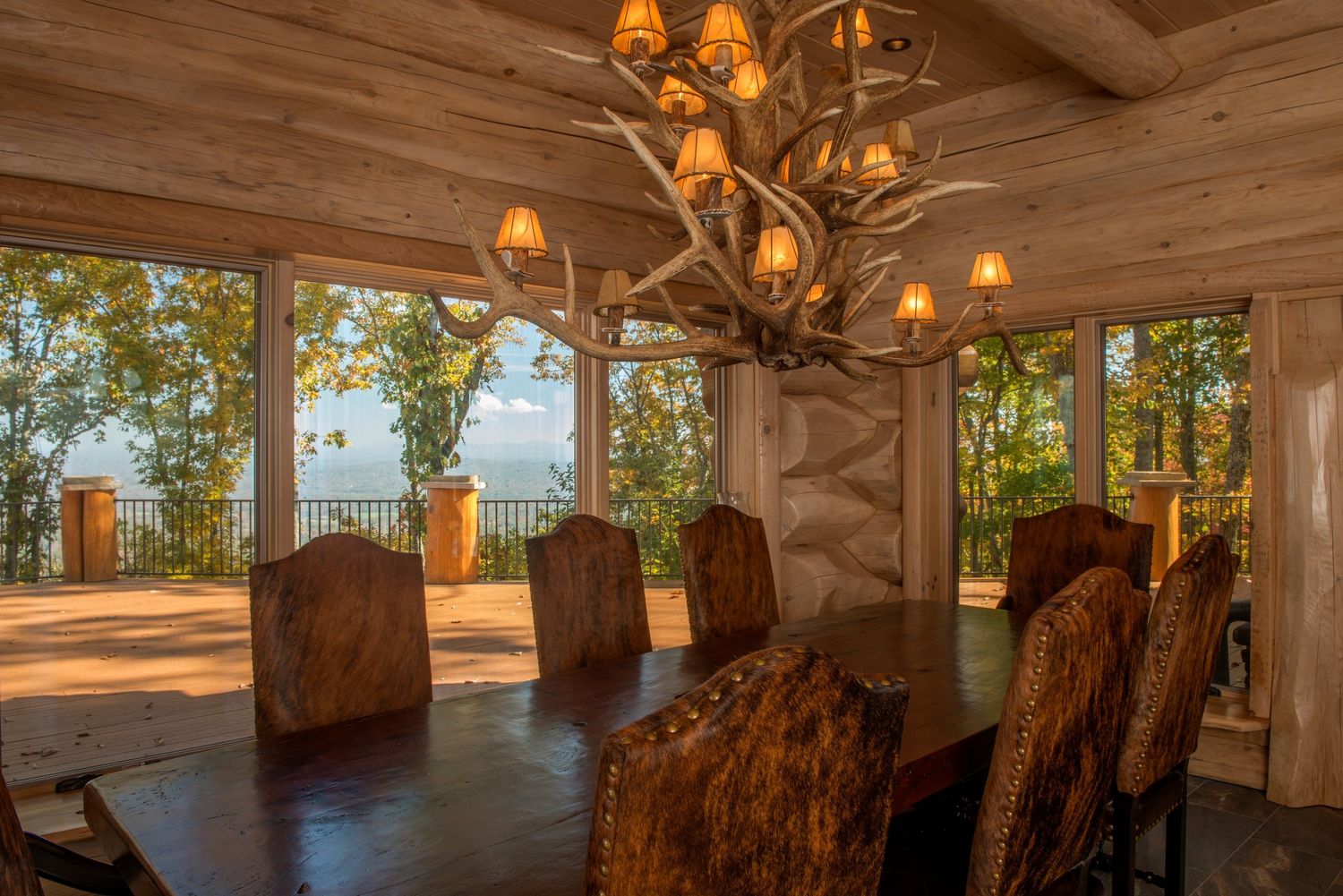  from a Single family homes project near Montreal (Greater Montreal) by Westlogs Handcrafted Log Homes