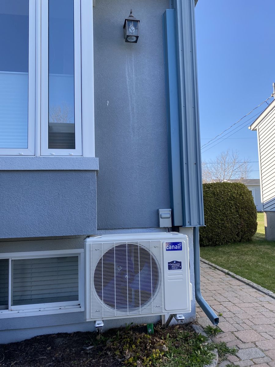Building mechanicals from a Heat pumps project near Quebec City - Levis by Groupe Caillouette & Associés inc