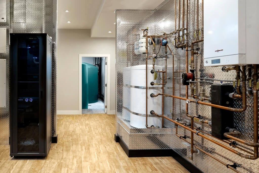 Salle mécanique d'un projet de Maisons unifamiliales près de Victoria de Falcon Heights Contracting Ltd