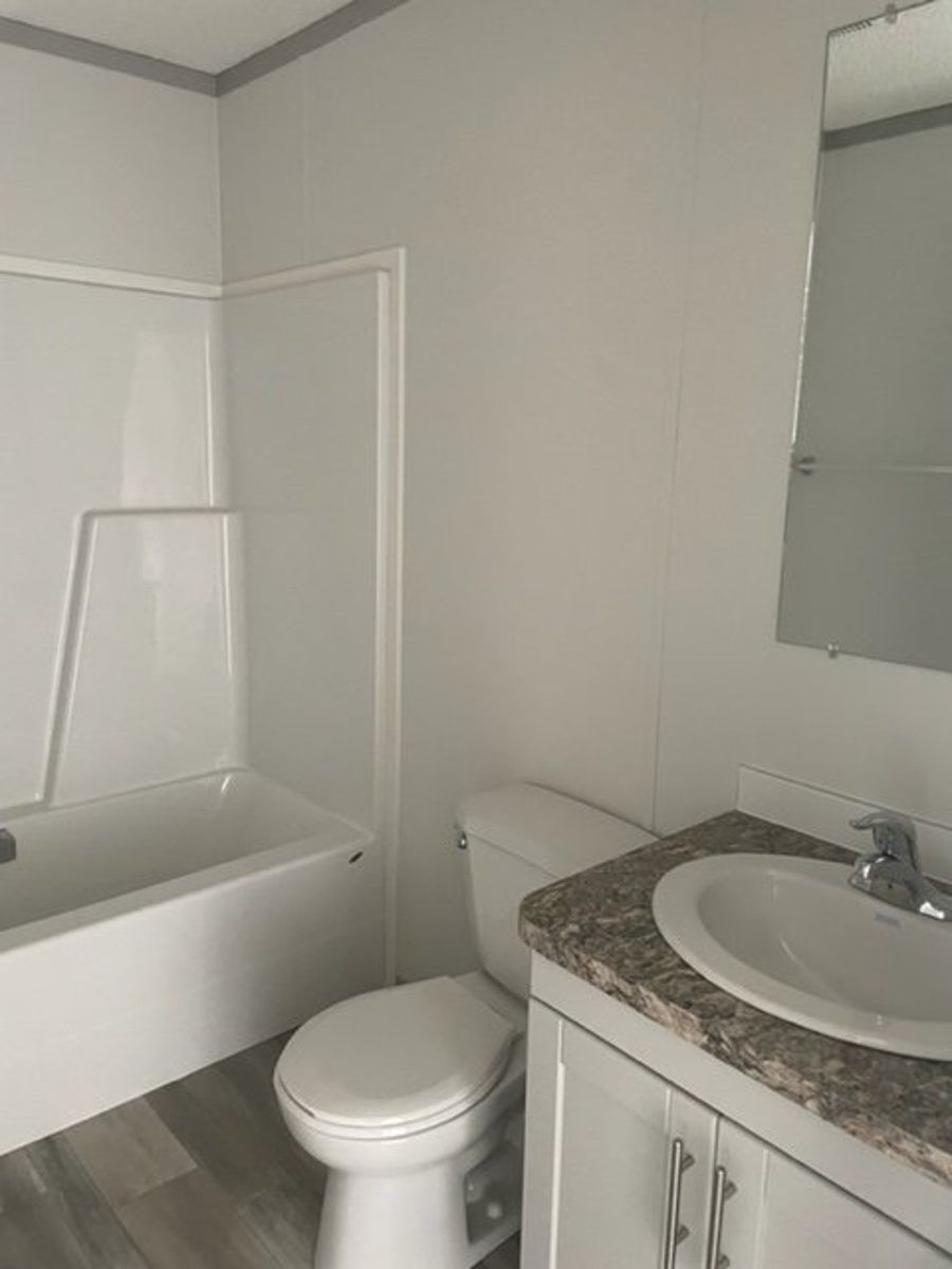 Travaux - Intérieur d'un projet de Maisons usinées et modulaires près de Edmonton de Vallar Homes Inc.