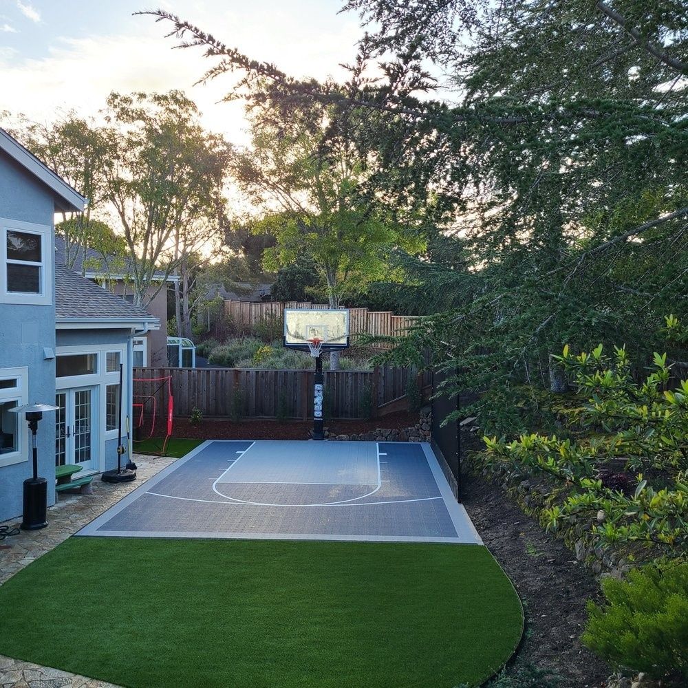 Patio trasero de un proyecto de tipo Paisajismo cerca de Bahía de San Francisco por Contractors Central