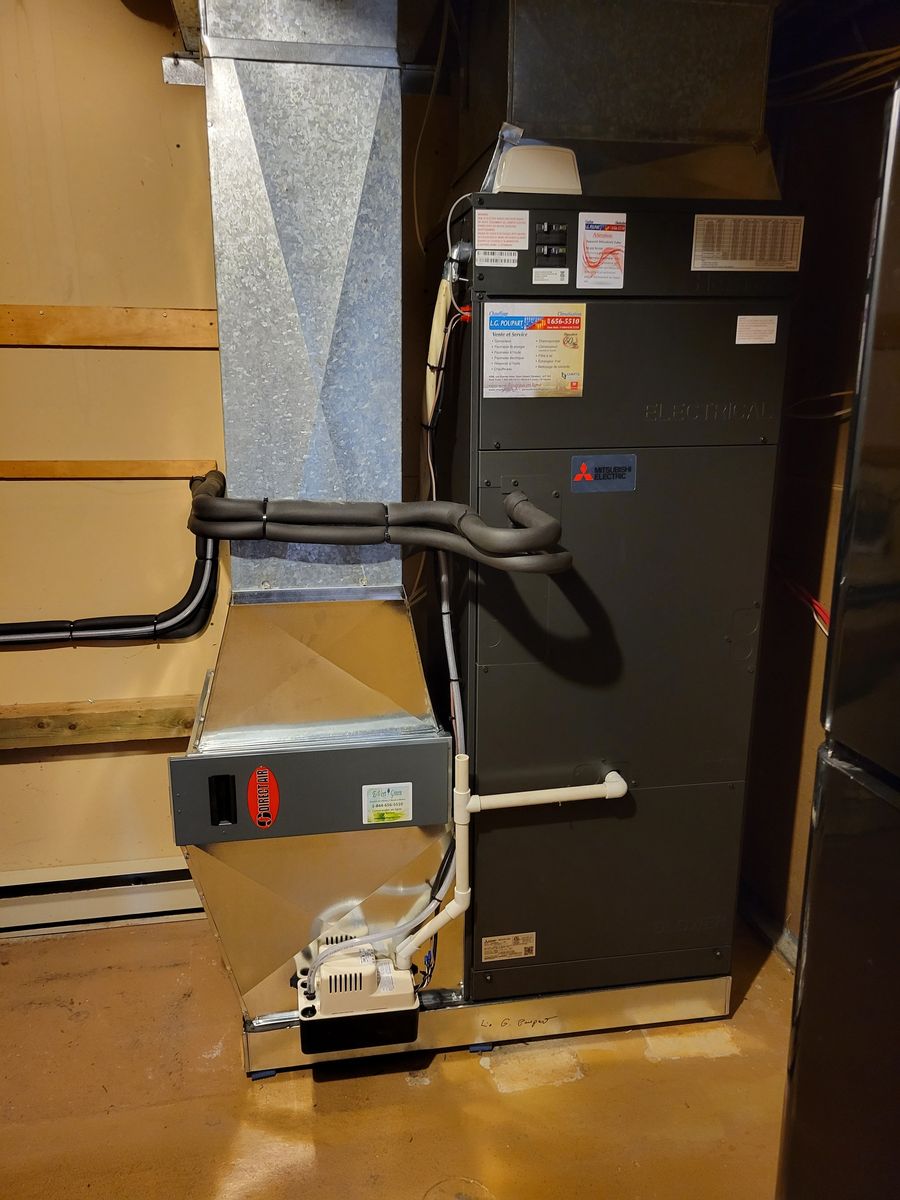 Cuarto de maquinaria de un proyecto de tipo Bombas de calor cerca de Montreal (Gran Montreal) por chauffage l g poupart