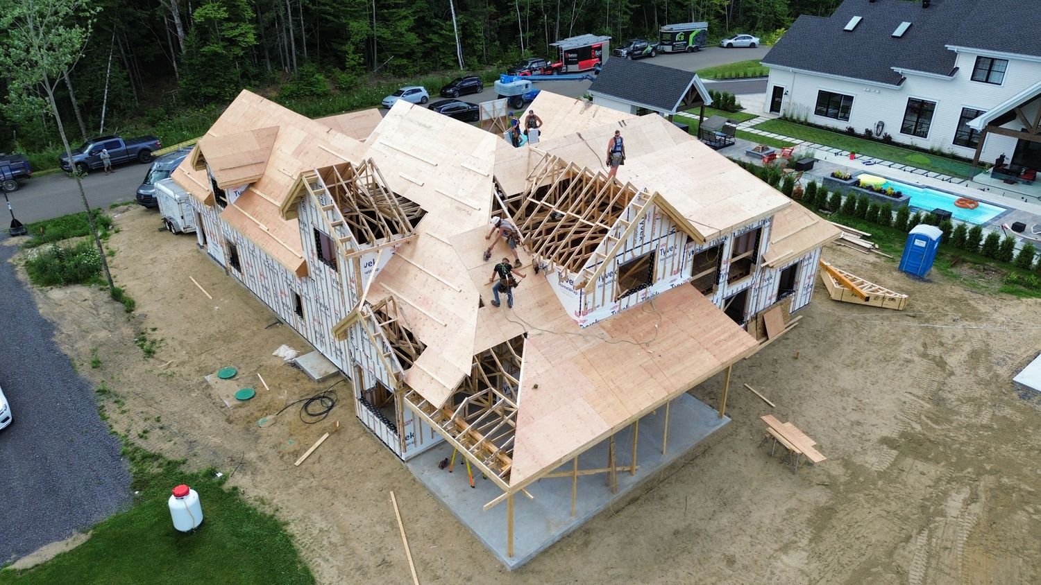 House Construction Exteriors from a Single family homes project near Joliette (Lanaudière) by Construction 2B