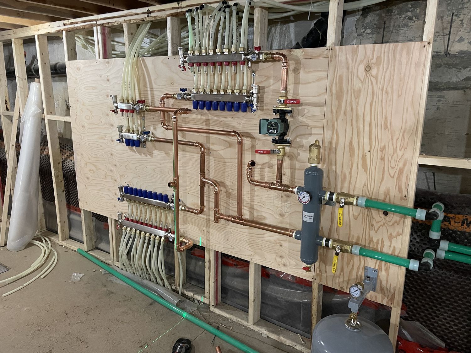 Mécanique du bâtiment d'un projet de Chaudières à condensation près de Montréal/Laval/Longueuil (Grand Montréal) de Thermo-Rad inc