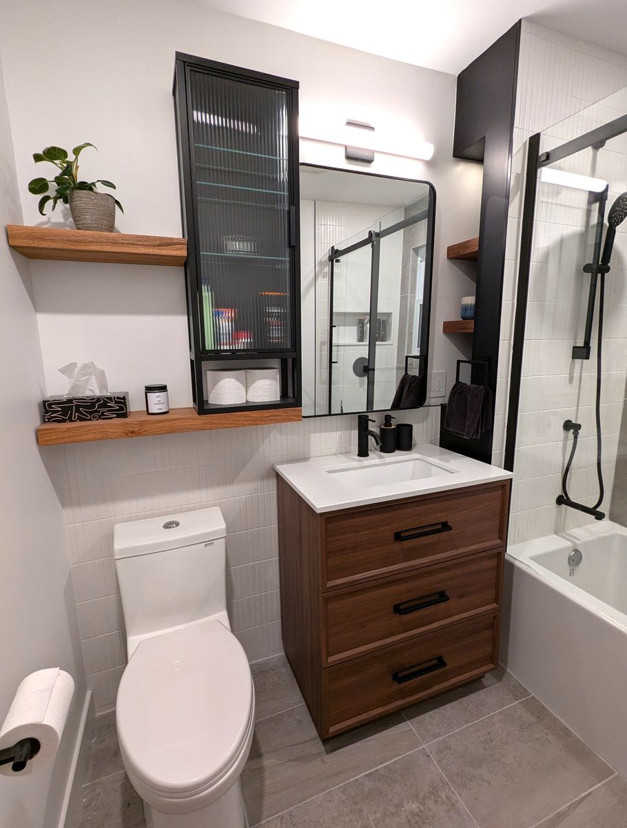 Bathroom from a Bathrooms project near Sherbrooke (Estrie) by Slabica