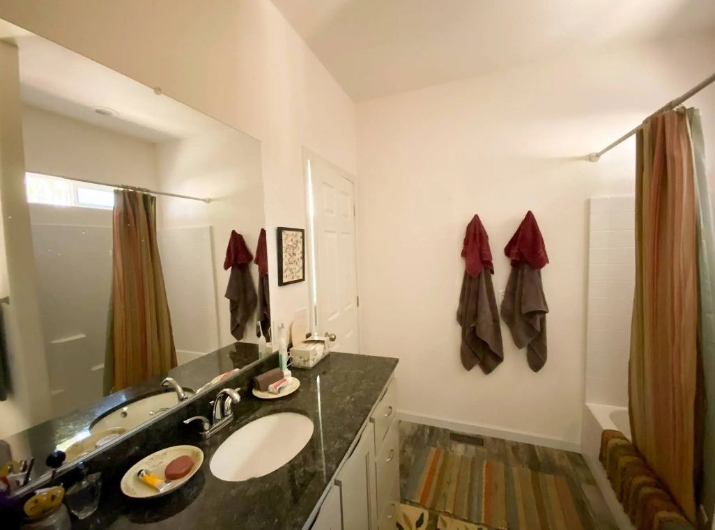 Bathroom from a Accessory Dwelling Units (ADUs) project near San Francisco Bay by Sonoma Manufactured Homes