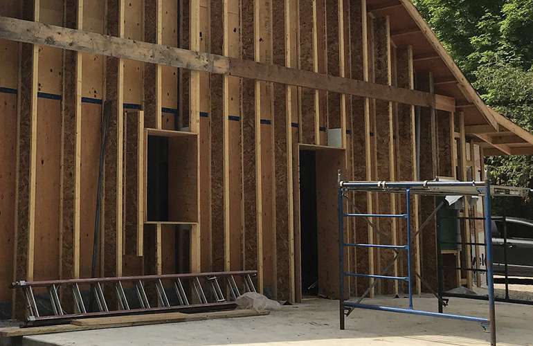 Fermes Larsen avec isolation en cellulose densifiée pour une Maison Passive