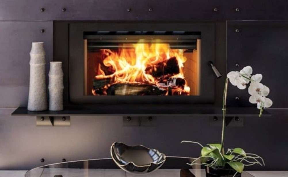 Les meilleurs encastrables à bois ont souvent des souffleurs pour le chauffage de toute la maison
