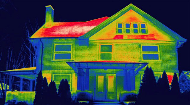 Home Roof Heat Loss Thermal Image